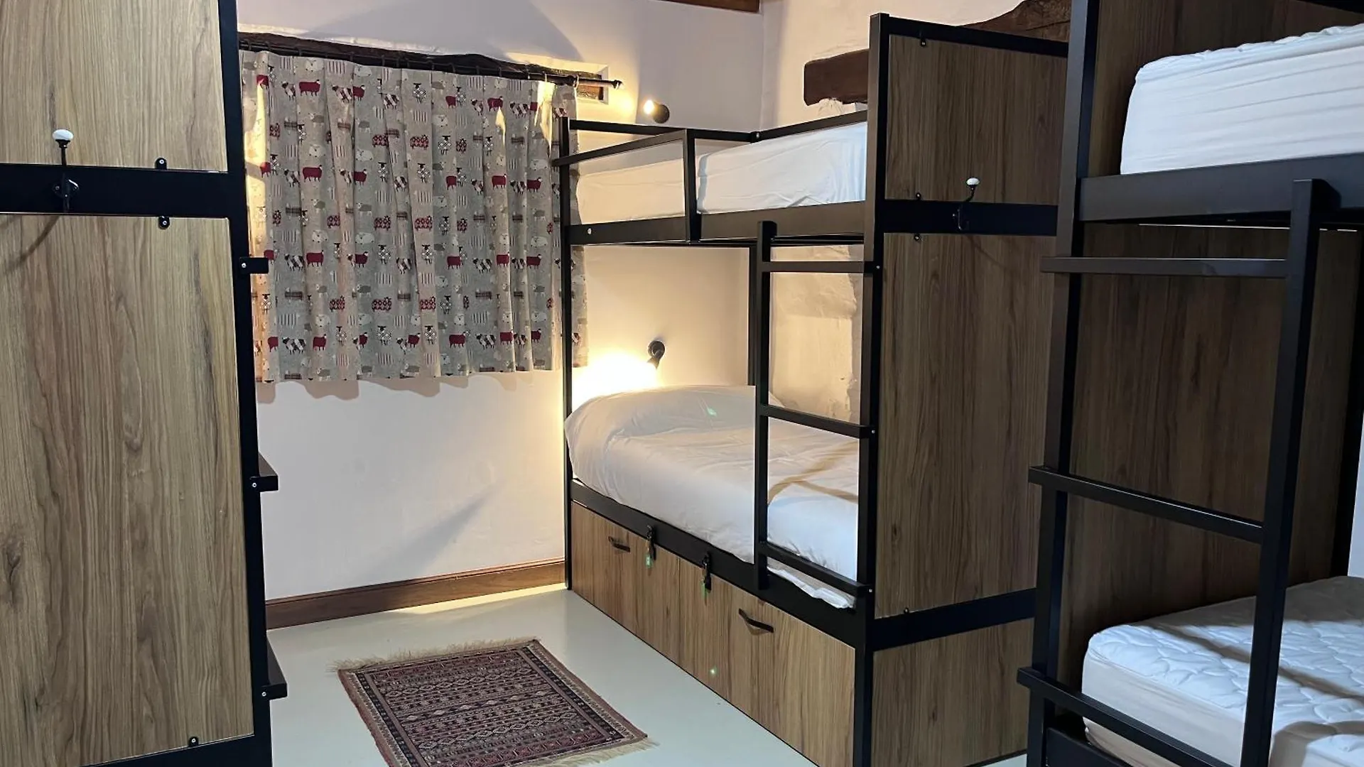 Olabe Pansiyon Ea Hostel